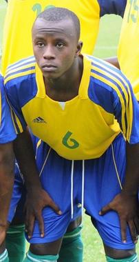 Ndatimana Robert kuva yakina igikombe cy'isi 2011 yagiye azamuka cyane akaba ashakwa n'amakipe menshi muri iki gihe.