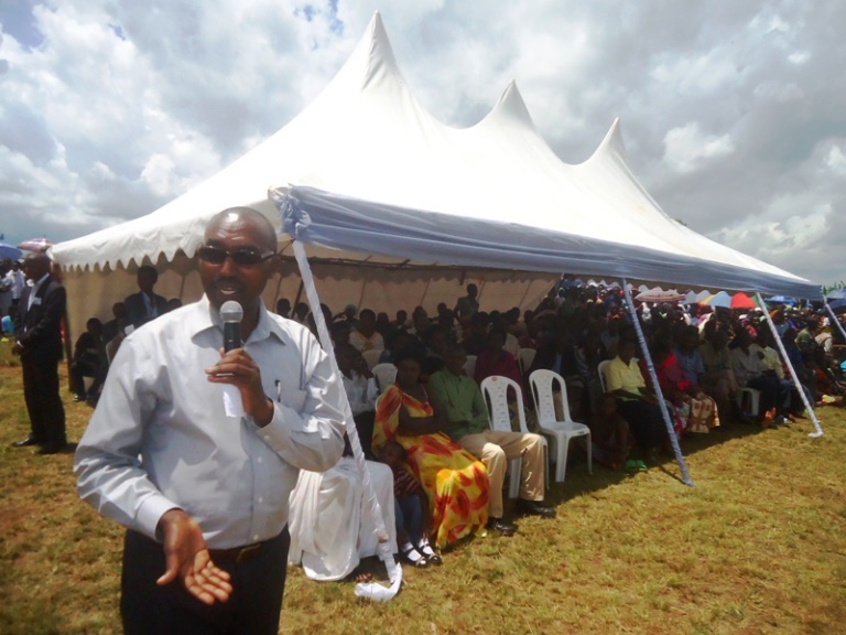 Ngabonziza Egide yemeza ko abarokotse jenoside yakorewe Abatutsi bamaze kwiyubaka babishingiye ku Bunyarwanda.
