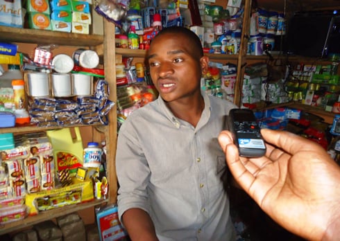 Ngiramahirwe ari muri boutique ye nyuma yo kwibwa.