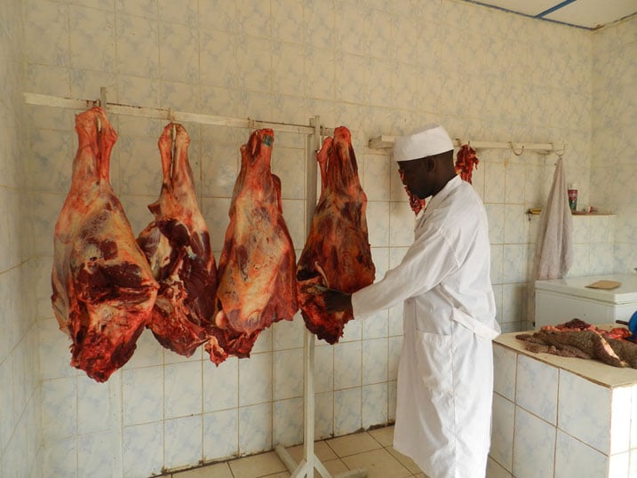 Ngo ikigamijwe ni ukugira ahacururizwa hatunganye.