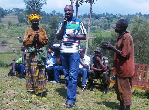 Inka buri wese yahawe yayakiranye yombi.
