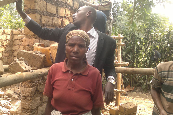 Nyirambonigaba avuga ko afite ibyishimo mu mutima kuba agiye kubona aho akinga umusaya.