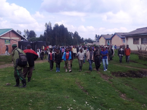 Nyuma yo kuganrizwa n'ubuyobozi basubiye mungo zabo.