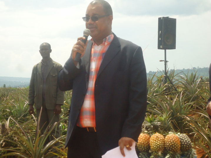 Perezida w'inteko nshingamategeko yo muri Seychelles yashimye ubwiza bw'inanasi zo mu Rwanda.
