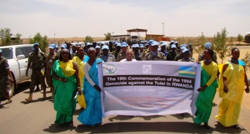 Ingabo za UN ziri mu rugendo rwo kwibuka rwitwa “Walk to remember”.