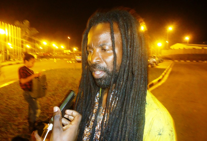 Rocky Dawuni i Kigali.