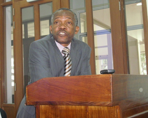 Prof Burton L.M. Mwamila asaba urubyiruko rwo mu bihugu bigize EAC kwiga amasomo ya siyansi n'ikoranabuhanga bakayageza ku rwego rw'ikirenga.