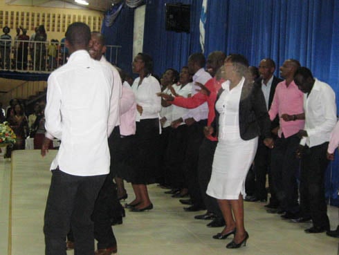 Insanganyamatsiko y'iki gitaramo ni “Mutima wanjye taraka, ushime Imana”.