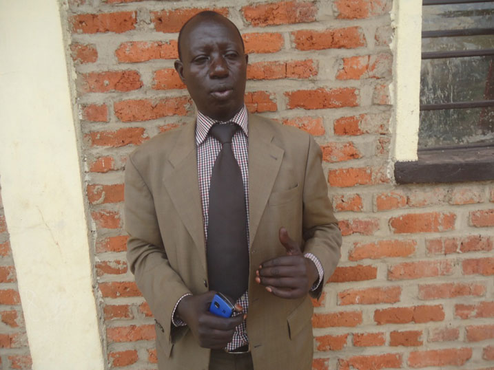 Revera pasitori Twagirimana Charles avuga ko bayobozwa igitugu.