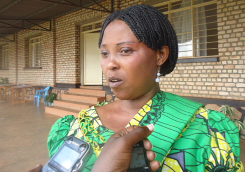 Roza Burizihiza yabashije kurenga amacakubiri yari amurimo none yigisha ubumwe n