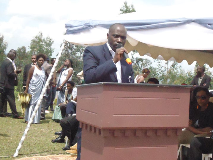 Rubayita Eric uhagarariye abacitse ku icumu mu karere ka Rulindo.