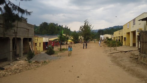 Hagati muri santere ya Kinyababa.