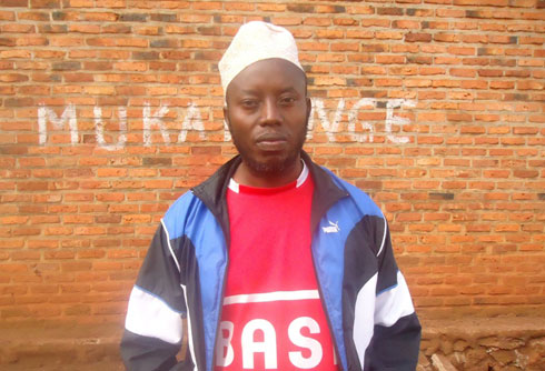 Sheikh Hussein Ruhurambuga wari Imam w