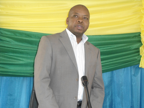 Sibomana Saidi wari uyoboye itsinda rya MINALOC ryasuye akarere ka Nyanza hasuzumwa aho imihigo igeze ishyirwa mu bikorwa.