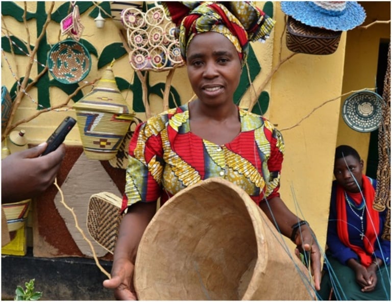 Ujeneza yerekana indodo ikozwe mu bisigazwa by'impapuro ushobora gukoresha imirimo yose.
