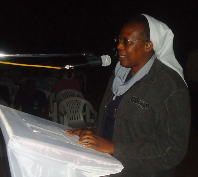 Umuyobozi w'Ishuri Rikuru ry'Ubuforomo n'Ububyaza rya Rwamagana, Soeur Epiphanie Mukabaranga, yasabye urubyiruko n'Abanyarwanda kubakira ku bumwe bushingiye ku Bunyarwanda nyabwo.