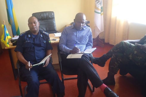 Umuyobozi w'akarere wungirije ushinzwe ubukungu yabasabye abayobozi b'utugari kugaragaza abafite kaningini.