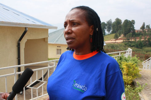 Umuyobozi wa Imbuto Foundation ategereje umusaruro kuri gahunda “Mubyeyi terimbere Initiative” .
