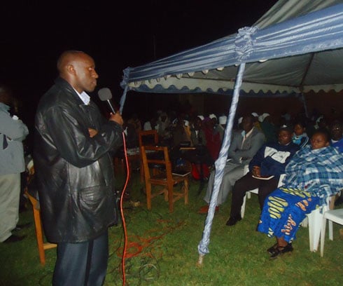 Umuyobozi w'akarere ka Nyamasheke yasabye ko abaturage bose barushaho kwitabira ibiganiro bitangwa mu midugudu.