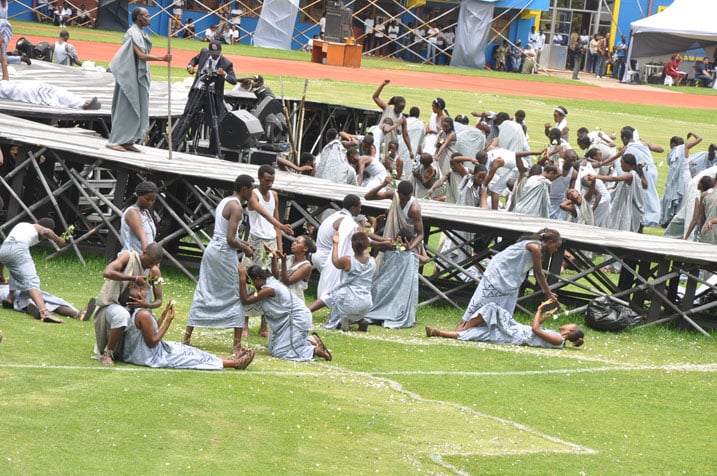 Mu mihango yabereye kuri sitadi Amahoro ya Remera muri Kigali, hakinwe umukino 'Shadows of Memory' werekanye uburyo ingengabitekerezo ya Jenoside yacengejwe mu bantu.