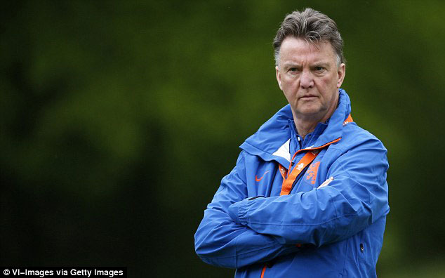 Van Gaal witwaye neza mu makipe yagiye atoza, azatangira gutoza Manchester United nyuma y'igikombe cy'isi.