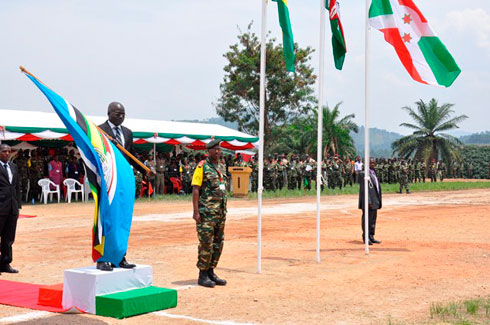 Visi Perezida w'u Burundi, Gervais Rufyikiri, atangiza imyitozo ihuje ingabo zo mu bihugu bya EAC.
