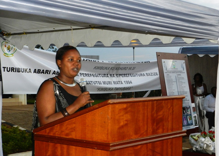 Visi Perezidante w'Umutwe w'Abadepite, Hon. Uwimanimpaye Jeanne d'Arc yasabye ko Abanyarwanda barushaho kwibuka bubaka ubumwe.