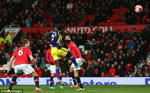 Wilfried Bony niwe watsinze igitego cya Swansea cya kabiri kinayihesha intsinzi.