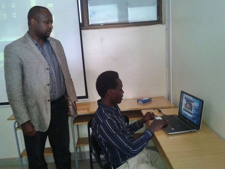 Wilson Muyenzi wa WDA arikwerekwa ibyo umunyeshuri yize.