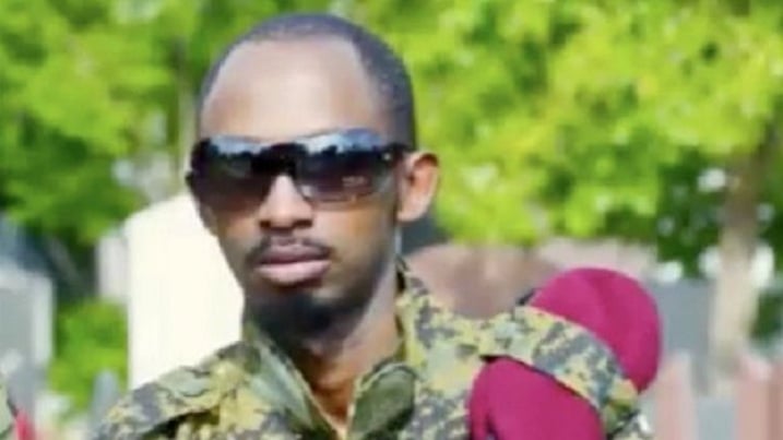 Uyu ni we Nsabimana Callixte wiyise Majoro Sankara akigamba ibikorwa byinshi byo guhungabanya umutekano cyane cyane ibiheruka mu ishyamba rya Nyungwe