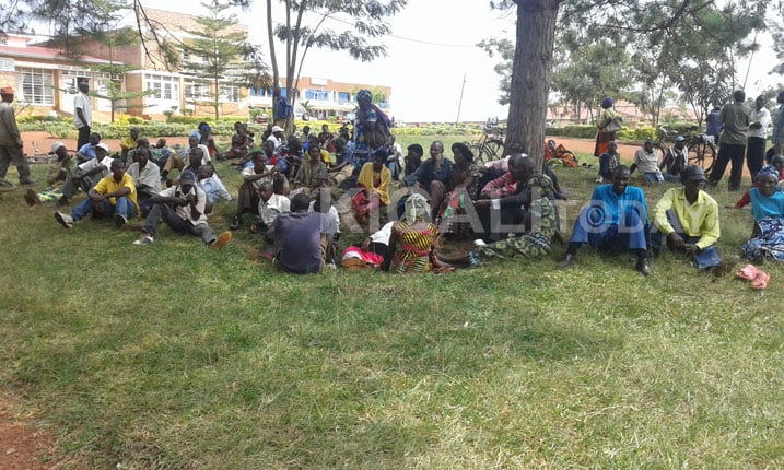 Aba baturage bari babajwe no kuba igihe bahawe kitubahirijwe hakazamo ikinyuranyo cy