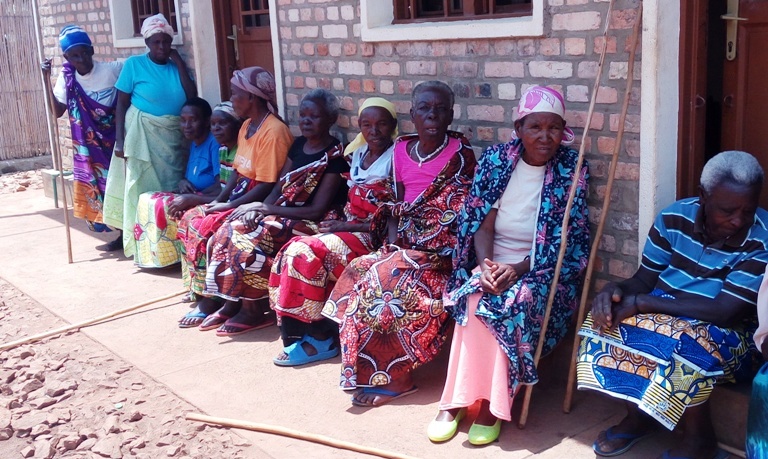 Aba babyeyi ngo aho baziye mu nzu bubakiwe na Unity Club, ubuzima bugenda neza
