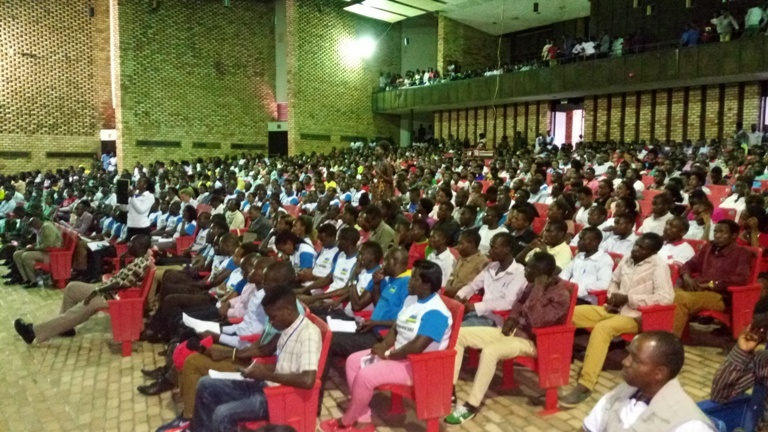 Aba banyeshuri ngo ntibakwiye kwitwa ibiryabarezi, ahubwo Intagamburuzwa