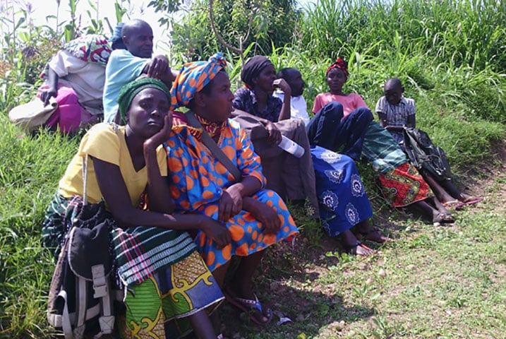 Ababyeyi b'abo bana bavuga ko bumiwe kubera guhora abaziritse ku katsi.