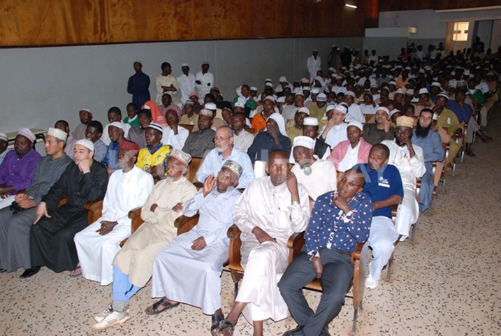 Ababyeyi babaga baje gushyigikira abana babo mu marushanwa.