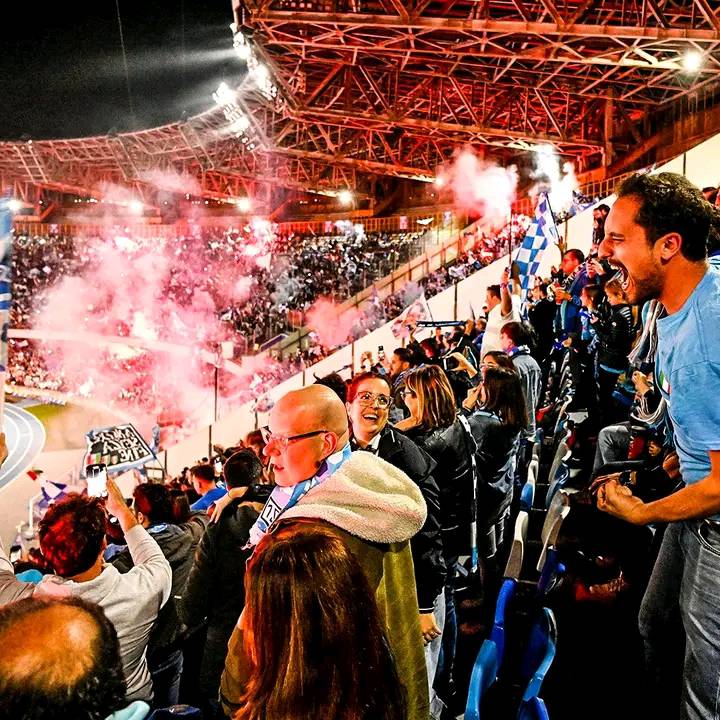 Byari ibyishimo ku bafana ba Napoli bongeye kumwenyura nyuma y'imyaka 33