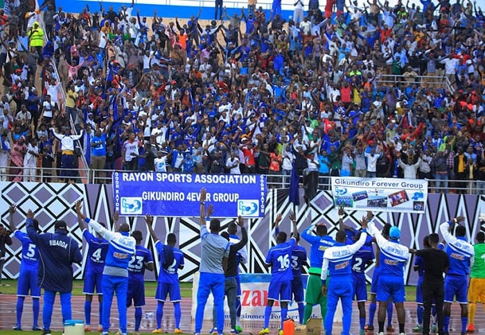 Abafana bashaririwe n