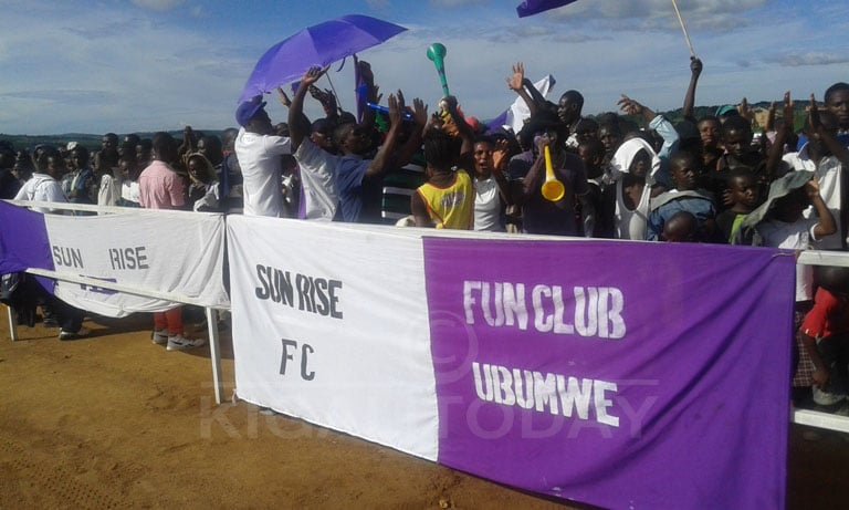 Abafana ba Sunrise bibumbiye muri Fan Club bari babukereye bafana