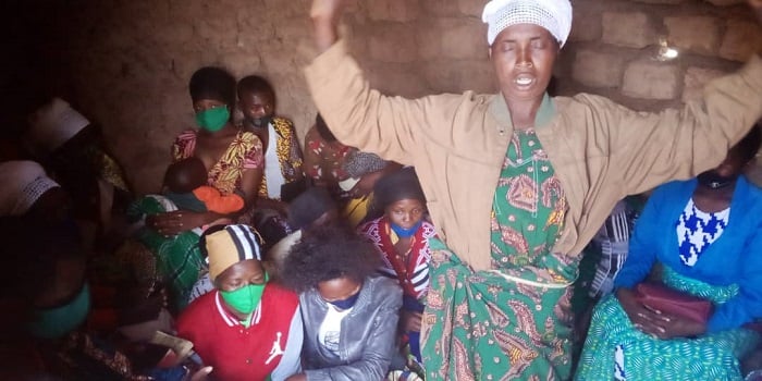 Akumba bari bicayemo bari bacucitse ku buryo no kwinyagambura byari ikibazo