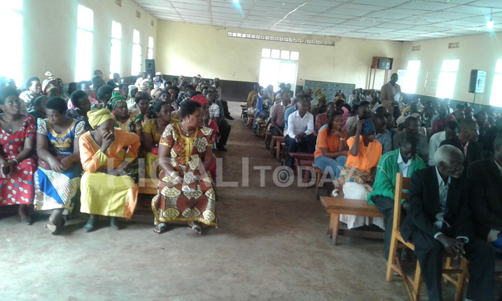 Abafite ubumuga, abahagarariye urugaga rw'urubyiruko n'abahagarariye urugaga rw'abagore bari bitabiriye ibiganiro baje gutanga ibitekerezo.