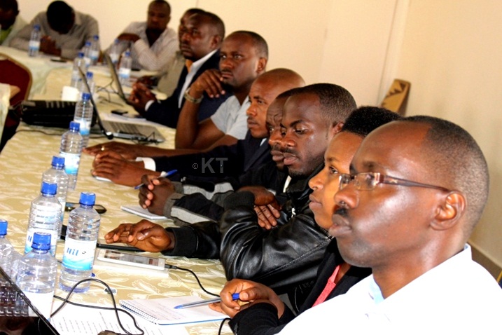Abafite aho bahurira no kurwanya isuri bahugurwa na LVEMP II kugira ngo bazabashe gufasha abaturage.