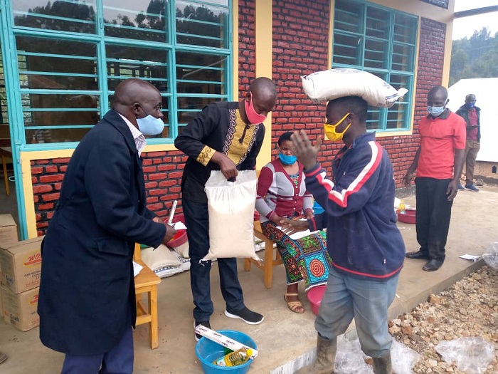 Basabwe kwirinda COVID-19 bivuye inyuma