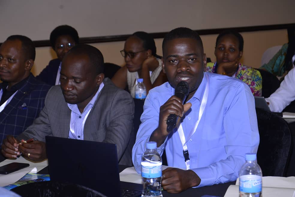 Abagenzuzi bwite b'imari bifuza ko bahabwa agaciro mu bigo bakorera bakamenya amakuru y'ibihakorerwa