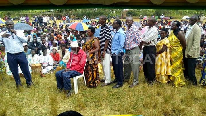 Abagera kuri 50 batanze ibyifuzo byo kuvugurura itegeko nshinga.