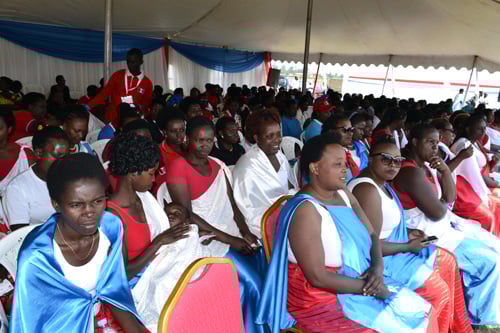 Abagore bari babukereye