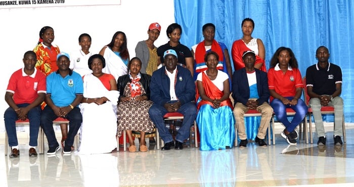 Abagore batowe biyemeje kubaka imiryango izira amakimbirane