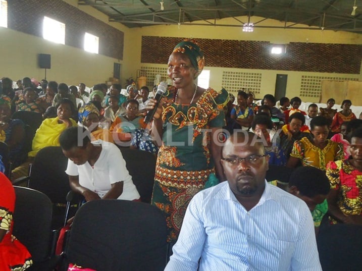abagore ngo barashaka Kagame kuko bamubuze bakongera bagasubizwa mu bikari.
