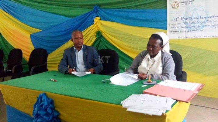 Abahawe inkunga basinyanye amasezerano na WDA yerekeye uko bazayikoresha.
