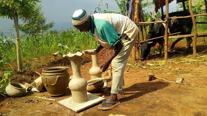Abakiri bato babumba amavazi.