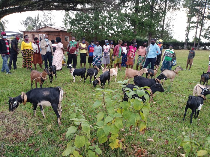 Abo bakobwa bishimiye inyunganizi babonye mu kurushaho kwiteza imbere